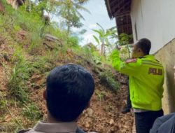 Tragedi Longsor Di Tasikmalaya-Garut Tewaskan 2 Orang