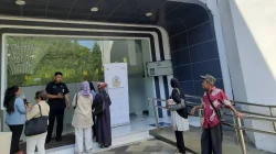 Dedi Mulyadi Buka Pos Pengaduan di Komplek Gedung Sate Provinsi Jawa Barat.