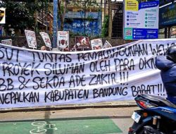 Geruduk Kantor Bupati dan DPRD Bandung Barat, Massa Tuntut Bersih-Bersih Mafia Anggaran