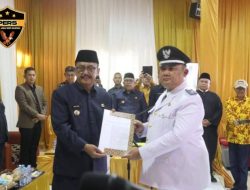 Hilman Nulhakim Di Lantik Bupati Sukabumi Jadi kades Pawenang Nagrak.