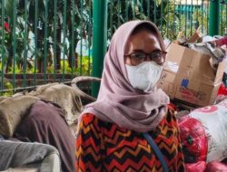 Bau Sampah di Ciputat Bikin Pelanggan Warkop Kabur.?
