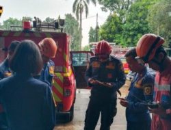 5 Orang Terjebak di Air Terjun Curug Seribu Bogor karena Debit Air Tinggi