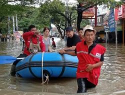 Hujan Deras Yang Mengguyur 11 Kecamatan di Kabupaten Tangerang Dilanda Banjir.