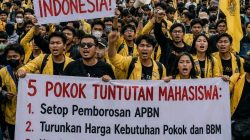 Mahasiswa UI Siapkan Aksi ‘Menuju Indonesia Bangkrut’, Polisi Mulai Siaga di Bundaran HI.